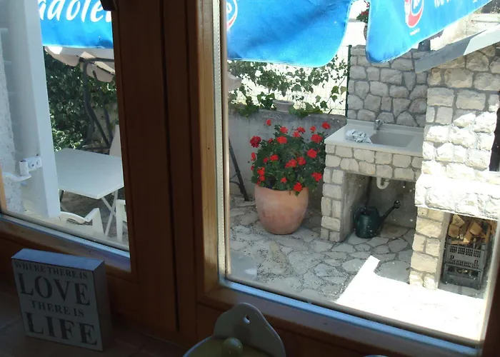 Diva Punta Skala Apartmán *